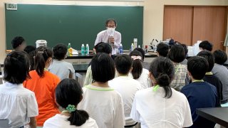 小6夏期集中特訓で理科実験を行いました