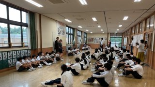 【中学1年生】初等科5年生との交流会